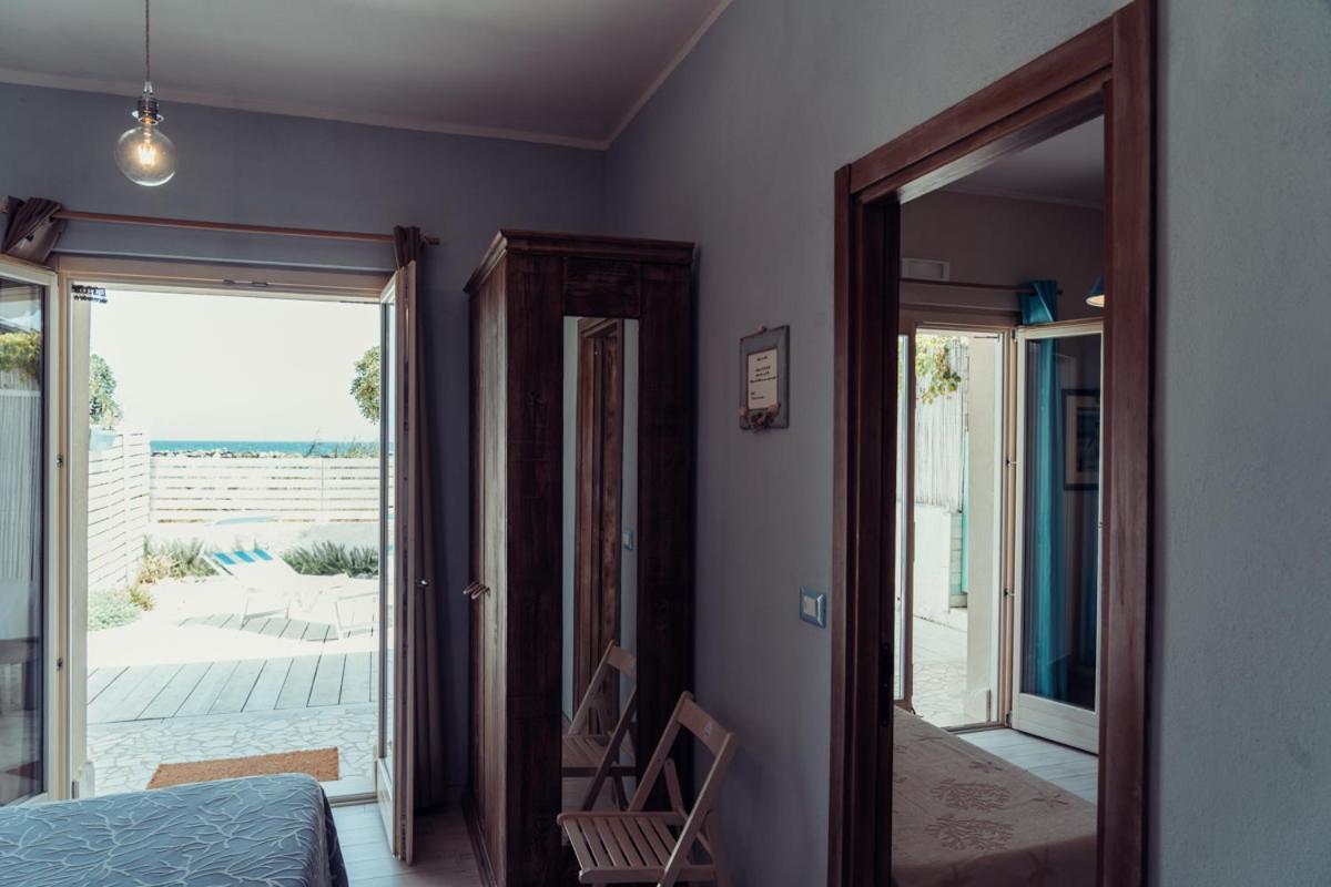 B&B Il Mare In Una Stanza Ortona Kültér fotó